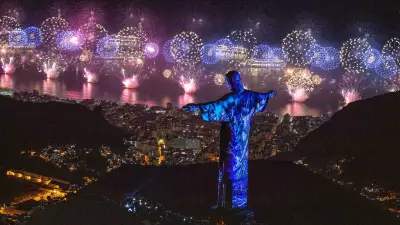 Rio identifica crianças na queima de fogos do Réveillon com pulseiras