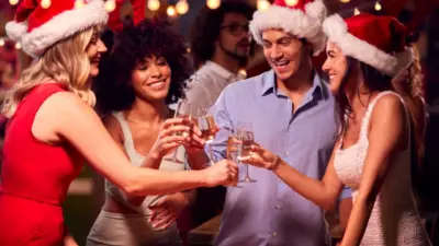 Stylist Thiago Barcellos revela como montar looks perfeitos para festas de fim de ano