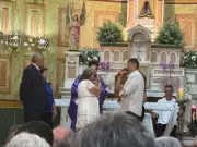 Após 36 anos juntos, casal surdo celebra casamento com intérprete de Libras em Rio Preto