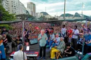 Celebridades em 2025: Chico, Caetano, Anitta e mais em protestos políticos