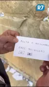 Eduardo Bolsonaro pede liberdade do pai no Muro das Lamentações