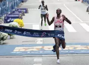 Etiópia vence São Silvestre 2025 em ultrapassagem nos segundos finais