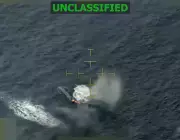 EUA atacam barco no Pacífico: um morto em operação contra narcoterrorismo