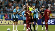 Fluminense vence Grêmio com dois gols de Soteldo e entra no G5 do Brasileirão