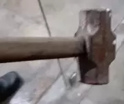 Homem agride companheira com marreta e é preso em flagrante em Imperatriz