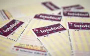 Lotofácil 3554: Apostador de Terra Roxa (PR) fatura R$ 321 mil