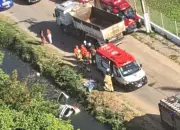 Motorista morre após carro capotar e cair em canal em Aracaju