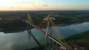 Ponte Brasil-Paraguai é inaugurada por Lula após 30 anos de projeto
