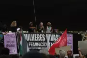 Protesto contra feminicídio reúne centenas na Paulista após casos no ABC