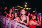 Réveillon 2026 em Fortaleza atrai multidões em primeiro dia com shows em três polos