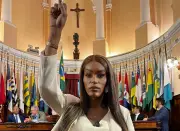 Vereadora aciona MP contra deputado por discurso de intolerância religiosa