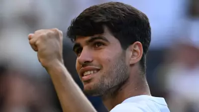 Alcaraz vence na estreia do Australian Open e mira feito histórico