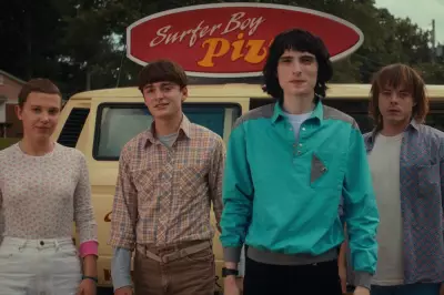 Ator de 'Stranger Things' gera polêmica no SNL com piada sobre genitália feminina