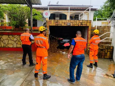 Chuva de 53 mm causa desabamento de parede em base do Samu em Araçuaí