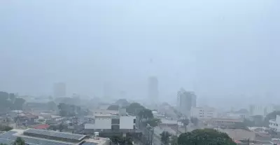 Chuva forte causa alagamentos em Uberlândia; Defesa Civil emite alerta
