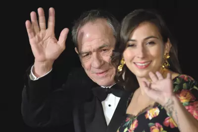 Filha de Tommy Lee Jones, Victoria, é encontrada morta em hotel de São Francisco aos 34 anos