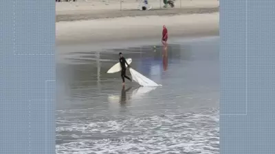 Sacos de contenção de erosão aparecem em praias do Paraná após ressaca