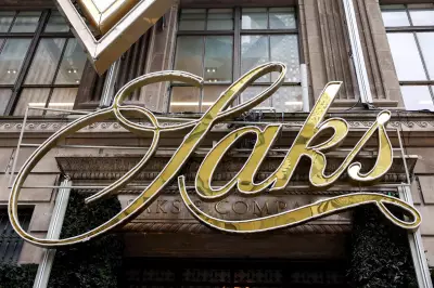 Saks Global pede proteção contra falência após acordo bilionário