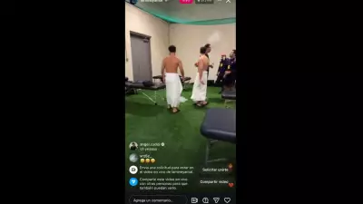 Szczesny flagrado fumando no vestiário após título do Barcelona