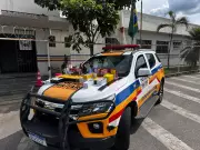 4 jovens presos na MG-050 com 519 ampolas de remédio para emagrecer e perfumes do Paraguai