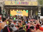CarnaCentro 2026: 21 bandas de rua animam o carnaval no Centro Histórico de Santos