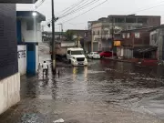 Chuvas intensas causam transtornos em Natal com Guarapes registrando 92 mm de precipitação