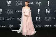 Critics' Choice Awards 2026: looks das celebridades ditam tendências