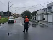Defesa Civil isola área após queda de fio energizado em São Pedro da Aldeia