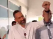 Delegado Bernardo Leal retorna ao trabalho após perder perna em megaoperação no Rio