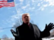 Democratas bloqueiam financiamento de segurança interna nos EUA em meio a impasse sobre imigração