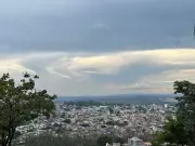 Divinópolis e região têm alerta de chuvas intensas após frente fria; temperatura sobe