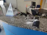 Dois suspeitos presos após fuga e atropelamento de policial em Barra Mansa