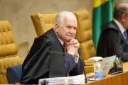 Fachin elogia Moraes e define atos de 8 de janeiro como golpistas