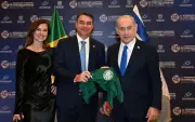 Flávio Bolsonaro reafirma compromisso com Israel em encontro com Netanyahu