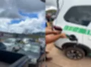 Gasolina a R$ 3 atrai brasileiros a posto na fronteira da Venezuela com Roraima