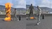 Homem incendeia estátua de Cristiano Ronaldo em Portugal e ameaça jogador; veja vídeo
