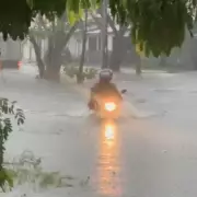 Homem morre ao tentar atravessar enxurrada de moto em Santa Rita de Caldas, MG
