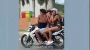 Imprudência no trânsito do Rio: moto com 4 pessoas e carro com carga gigante