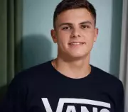 Jovem de 18 anos morre após choque elétrico em lavação de caminhão em Santa Catarina