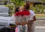 Ludmilla Presenteia Mulher com Range Rover de R$ 1,2 Milhão