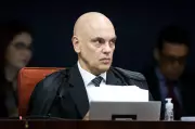 Moraes rejeita novo recurso de Bolsonaro: pena de 27 anos mantida