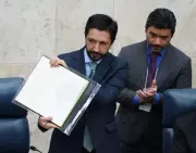 Moraes suspende regras de moto por app em SP, incluindo placa vermelha e equiparação a mototáxi