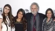 Morre Bob Weir, fundador do Grateful Dead, aos 76 anos após luta contra câncer