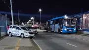 Motociclista de 20 anos morre em colisão com ônibus parado em Sorocaba