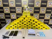 Operação da PM apreende 54 barras de maconha escondidas em armário de brinquedo em Carangola