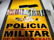 Passageiro de táxi é preso com drogas escondidas na cueca e no bolso em Juiz de Fora