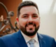 Presidente da EPTI pede demissão após vazamento de e-mails racistas e misóginos de 2012