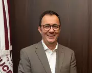 Reitor da PUCPR defende cotas e inovação em novo mandato