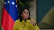 Supremo da Venezuela ordena que Delcy Rodríguez assuma interinamente após captura de Maduro