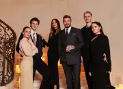 Victoria Beckham posta foto familiar após polêmica com o filho Brooklyn